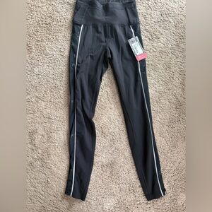 Oiselle Glow Tights Black Reflective Run Leggings |NWT | Sz 2 🖤🏃‍♀️
